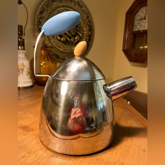 Vintage 1990s Michael Graves Stainless Steel Tea Kettle (No Whistle) - Picture 4 of 10